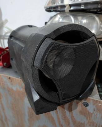 Subwoofer auto