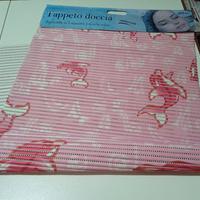 Tappeto doccia antiscivolo rosa con stampa delfini