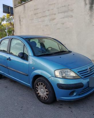 Citroen C3, benzina, 172800 km, anno 2002