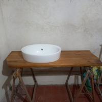 Lavandino Scarabeo semincasdo su top in legno mass