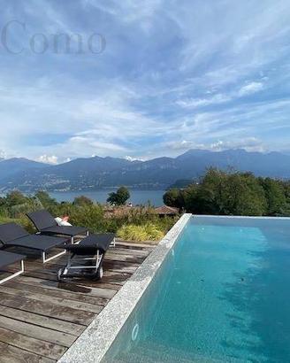 Villa di 475 m² con più di 5 locali e box auto dop