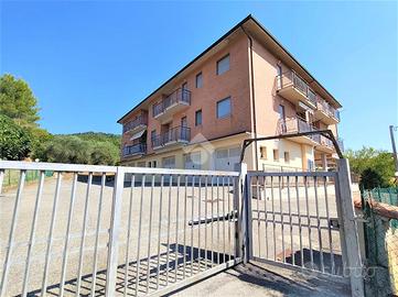 4 LOCALI A MAGIONE