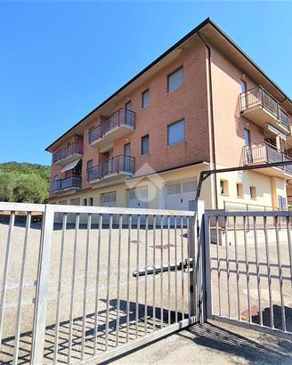 4 LOCALI A MAGIONE