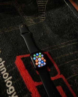 Apple Watch SE 2 (GPS)