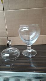 Vasi in vetro con coperchio