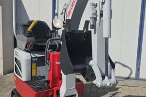 Miniescavatore Takeuchi TB210R