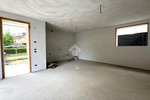 3 LOCALI A ZERO BRANCO