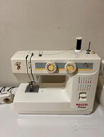 macchina da cucire Necchi