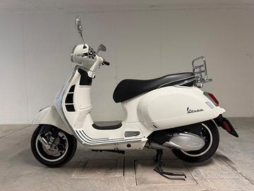 Piaggio Vespa 300 GTS hpe - 2023