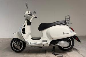 Piaggio Vespa 300 GTS hpe - 2023