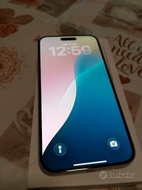 iPhone 16 plus bianco