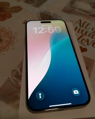 iPhone 16 plus bianco