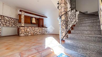 3 LOCALI A FORMIA