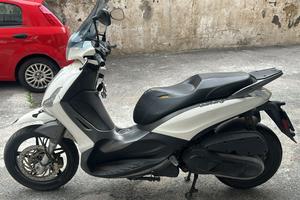 Beverly 350 motore da rivedere