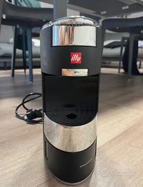 Macchinetta del caffè Illy
