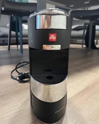 Macchinetta del caffè Illy