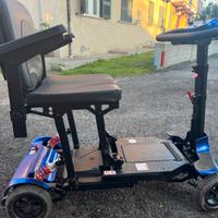 Scooter elettrico per disabile pieghevole