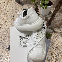 Scarpe Moschino in vitello
