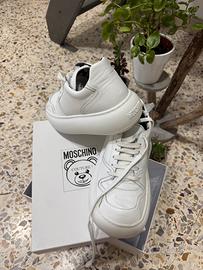 Scarpe Moschino in vitello