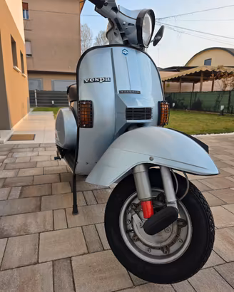 Vespa PX 125 E  arcobaleno del 1984