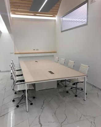 Tavolo riunioni gamba U + 8 poltrone