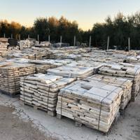 Affascinanti pietre di recupero