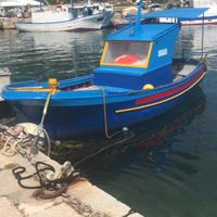 Gozzo in legno a motore