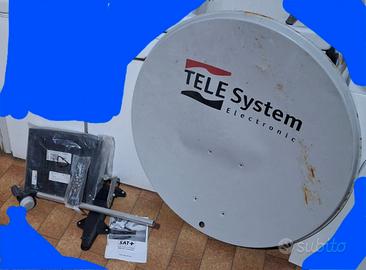 Parabola satellitare decoder telecomando