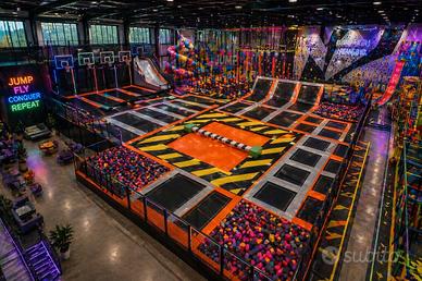 Fabbrica Trampoline Park per Famiglie - su Misura