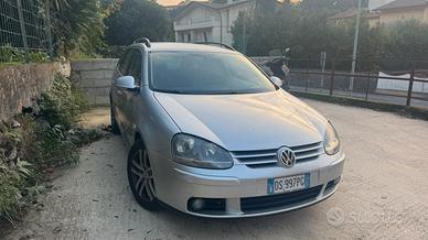 VOLKSWAGEN Golf 5ª serie