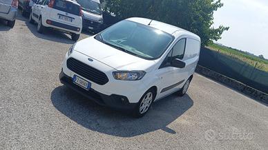 Ford Transit Courier 1.5 TDCI 75CV