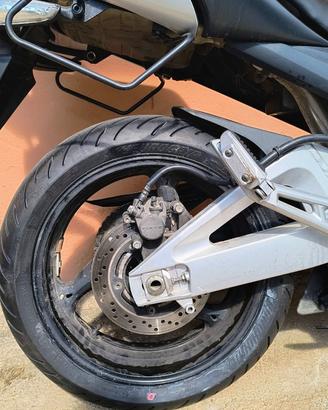 Suzuki GSR 600 – 2006