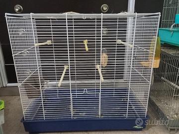 3 gabbie per canarini 