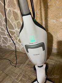 Aspirapolvere Folletto VK220s con turbo