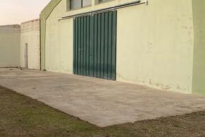 Capannone e terreno Olia speciosa