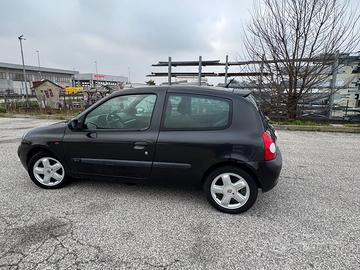 Renault Clio ideale per neopatentati