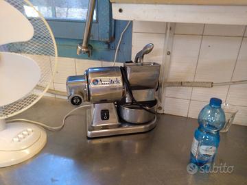 Combinato grattugia e tritacarne