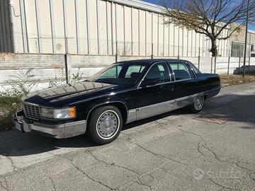 Cadillac  Fleetwood 1995