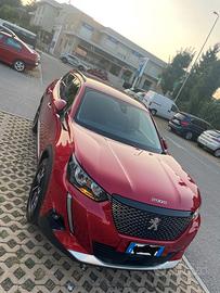 Peugeot 2008 BlueHDi Allure Pack tagliandata