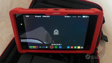 Monitor Atomos Ninja Assassin 7 con SSD