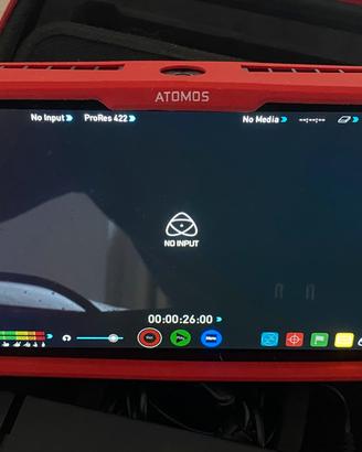 Monitor Atomos Ninja Assassin 7 con SSD