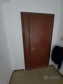 Ampio appartamento con bagno e lavanderia