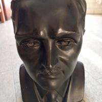 Scultura in bronzo dello scultore Vittorio Urbano