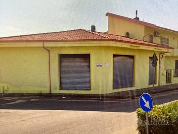 Vendita uso abitazione o locale commerciale