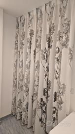 Tenda con fiori di alta qualità sartoriale