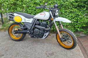 PROMO SWM SILVER VASE 650cc BIANCO