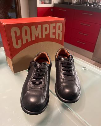 Sneaker Camper