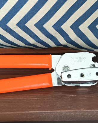 Apriscatole Camping Vintage Arancione Made in Ital