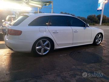 Audi a4 2.0 143 cv full optional