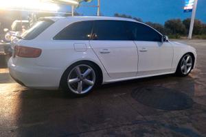 Audi a4 2.0 143 cv full optional